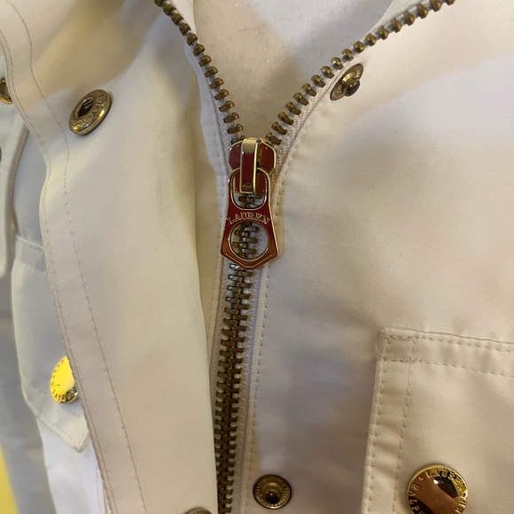 New Woman’s White Ralph Lauren Stylish Sping Jacket w/ Lots of Pocket Space!! - Picture 3 of 13